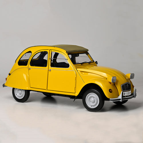 007Store James Bond For Your Eyes Only Citroën 2CV Model Car Kit - By Agora Models (Pre-order)