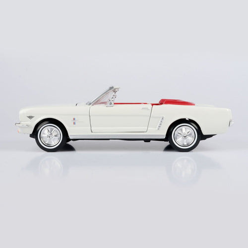 007Store James Bond Ford Mustang Convertible Model Car - Goldfinger Edition - By Motormax (Outlet Item)
