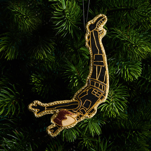 007Store James Bond GoldenEye Jump Decoration