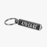 007Store James Bond Aston Martin DB5 Number Plate Keyring, view 3