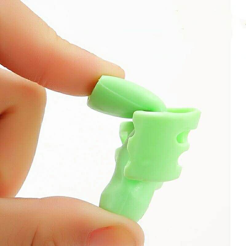 AliExpress 1/3pcs Children Writing Pencil Pan Holder Kids Learning Practise Silicone Pen Aid Grip Posture Correction Device for Students, view 6