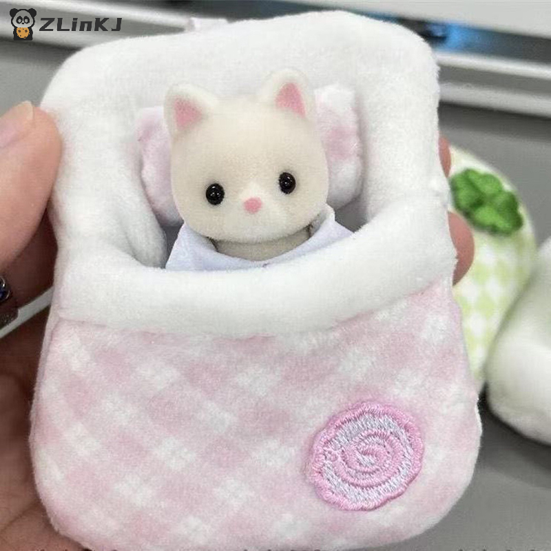 AliExpress ▶1/3Pcs Cute Plush Four-leaf Clover Doll Bed 8*6*1CM Soft Sleeping Bag Mini Doll Room Decoration Furniture Doll Accessories, view 2