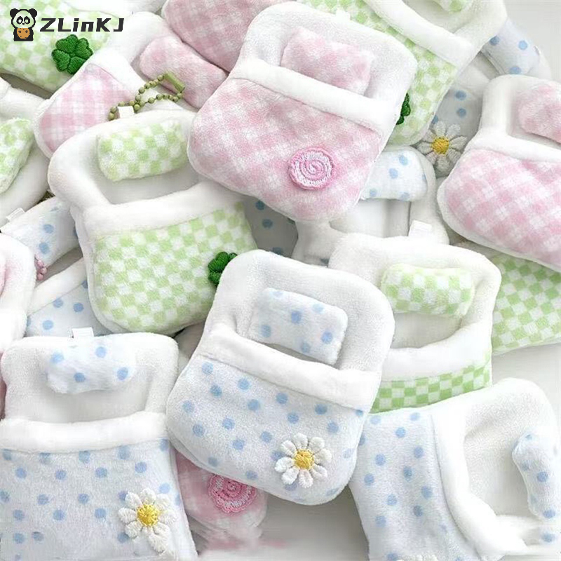 AliExpress ▶1/3Pcs Cute Plush Four-leaf Clover Doll Bed 8*6*1CM Soft Sleeping Bag Mini Doll Room Decoration Furniture Doll Accessories, view 4