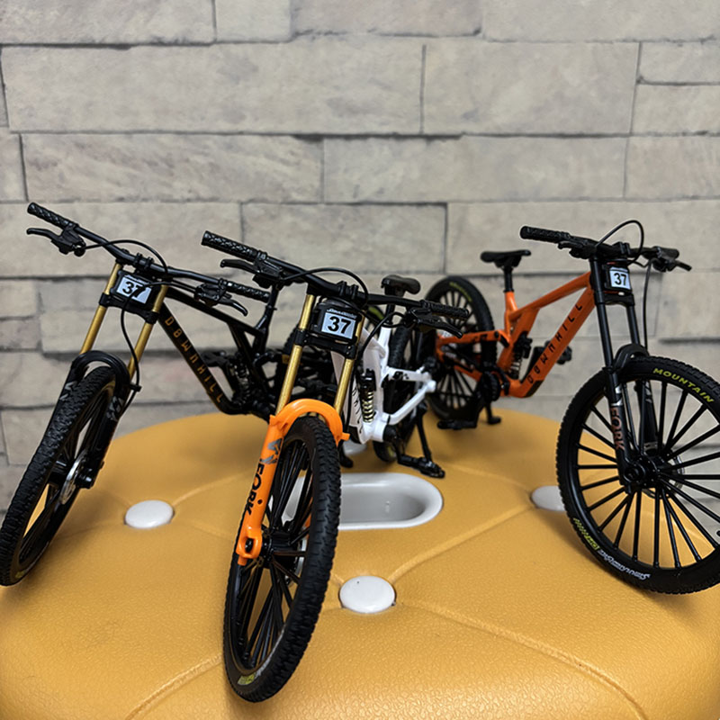 AliExpress 1:8 Model Alloy Bicycle Diecast Mini Finger Bikes Simulation Collection Gifts Toys for Boys 37A, view 2