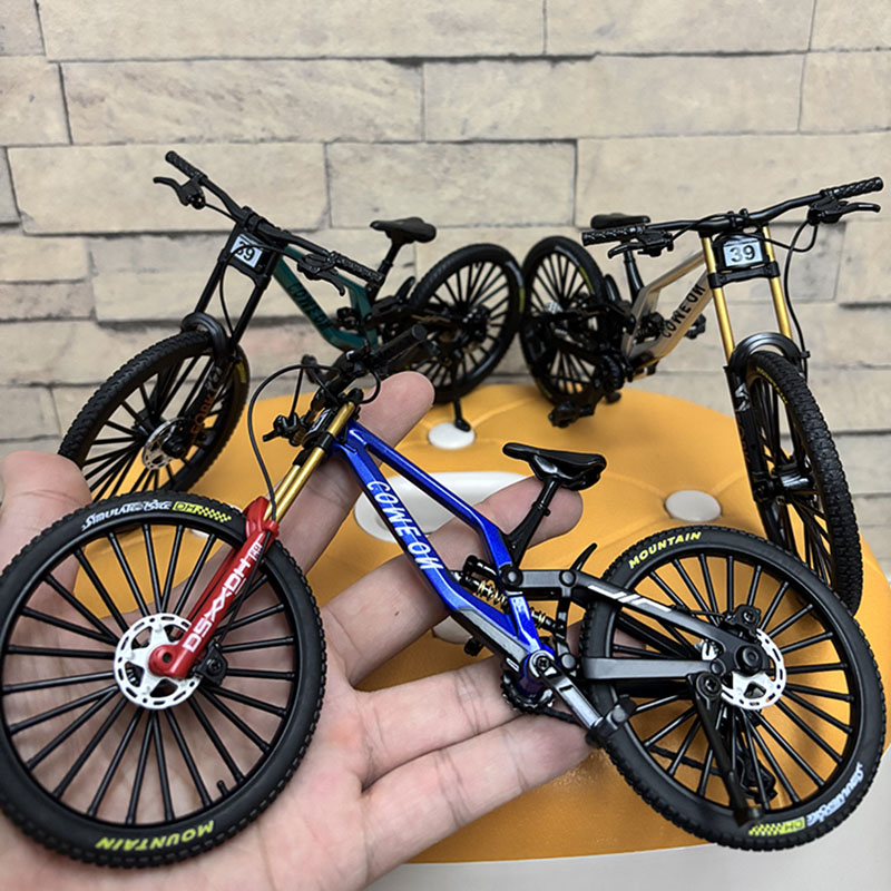 AliExpress 1:8 New Model Alloy Bicycle Diecast Mini Finger Bikes 39A Simulation Collection Gifts Toys for Boys