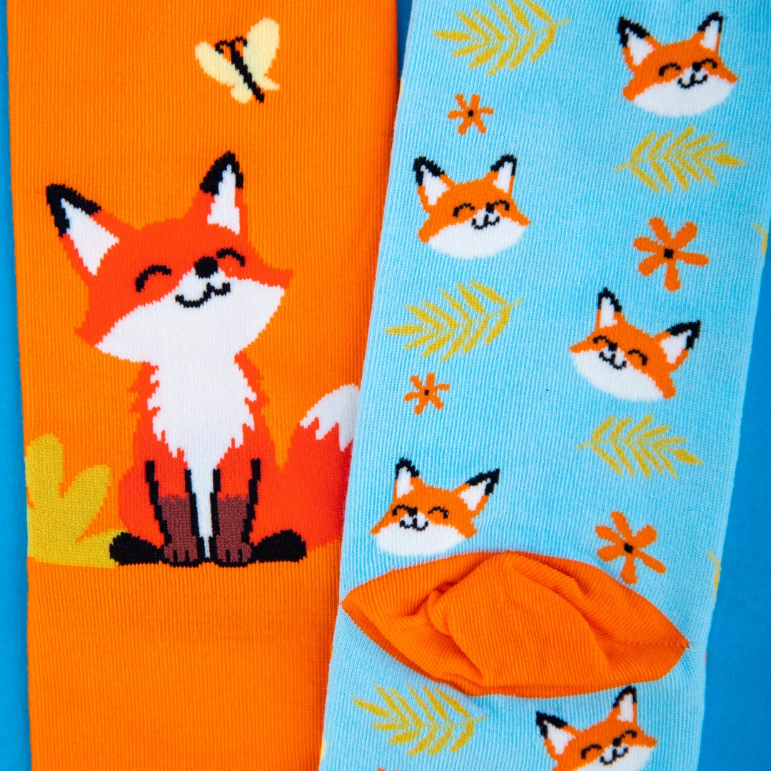 AliExpress 1 Pair Cute Little Foxes Mid-calf Socks，Fashionable AB-style , Personalized outfits, perfect for all seasons, view 6
