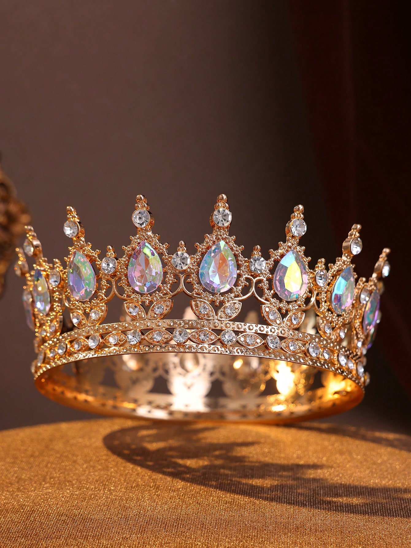 AliExpress 1 Piece of Vintage Teardrop Diamond Bridal Crown, Elegant Palace-Style Wedding Accessory, Zircon Full-Circle Crown-Shaped Bridal Headpiece, view 4