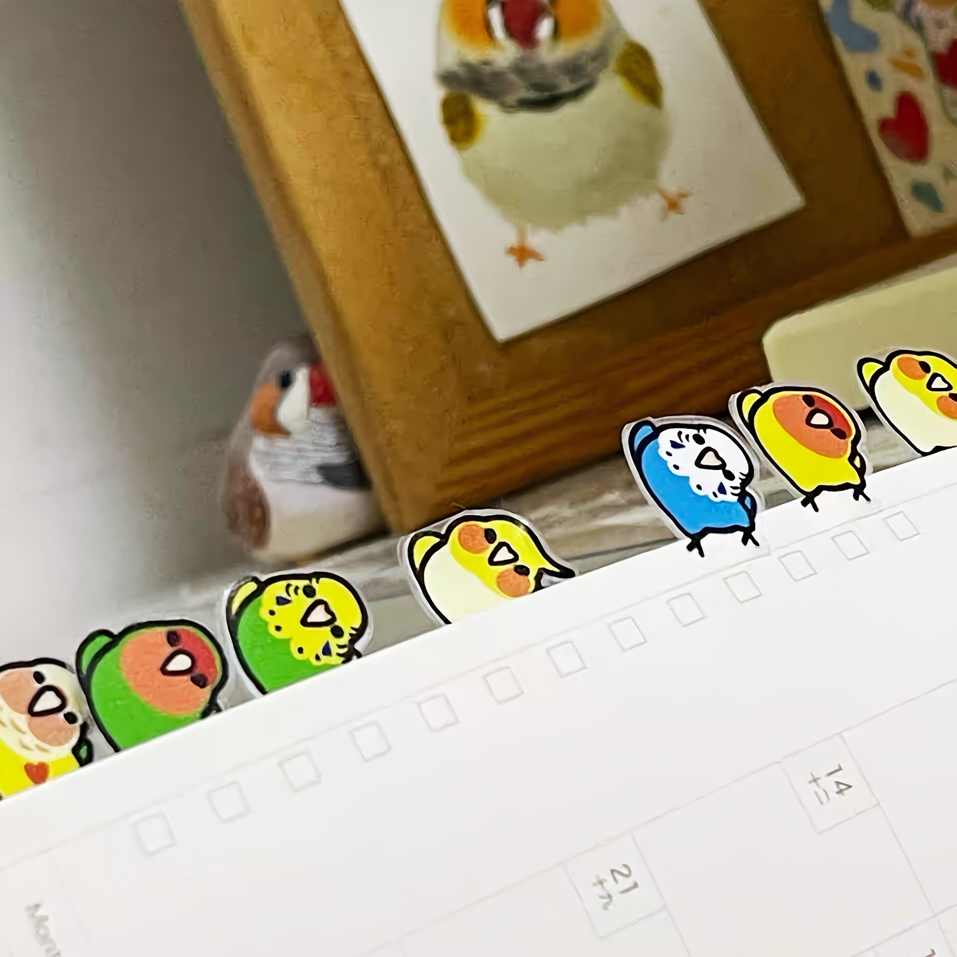AliExpress 10 Pairs/20 Pairs of Stylish and Creative Parrot Index Stickers, Decorative Bookmark Labels for Organization and Marking, Diary Marking Decorative Stickers, Art Labels, Durable Adhesive, Parrot Pattern Stickers, Creative Planner Stickers, view 2