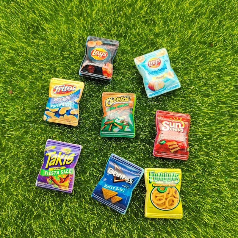 AliExpress 10Pcs Dollhouse Simulation Potato Chips Dollhouse Mini Snack Food Decorations Dolls House Accessories Pretend Play Toys, view 2