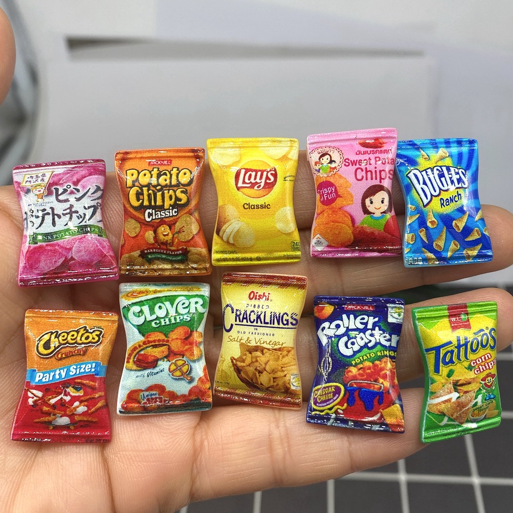 AliExpress 10PCS/Lot 1/6 Scale Dollhouse Miniature Resin Chips Model Mini Snack for Blyth BJD OB11 Doll House Decor Toys Accessories