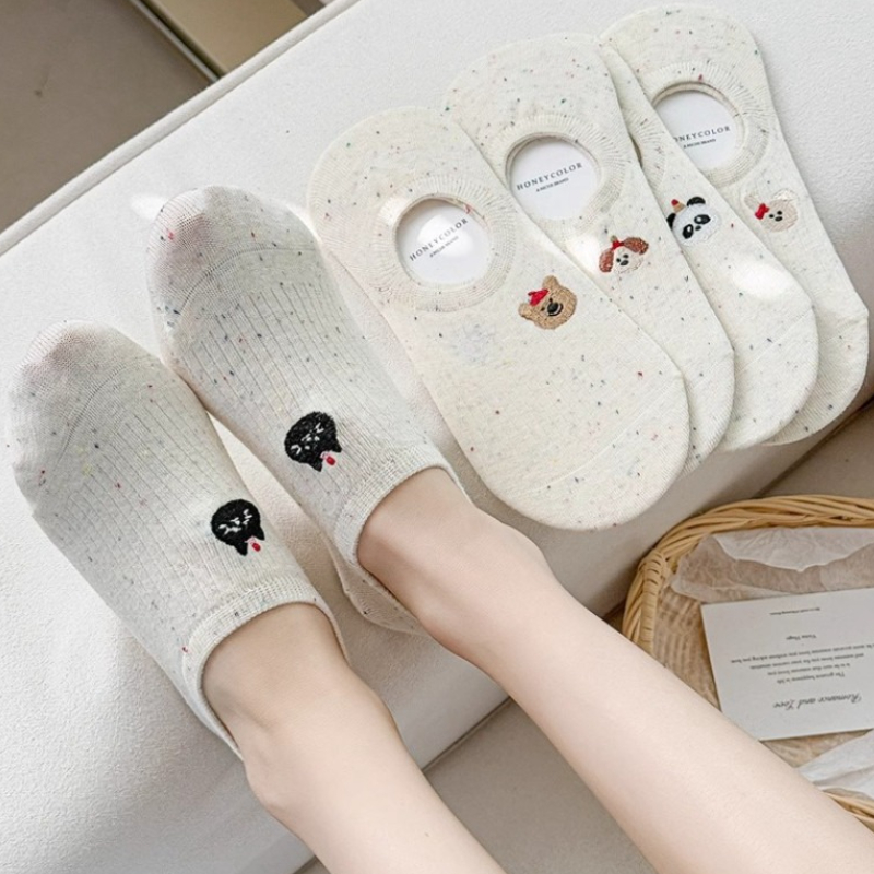 AliExpress 1Pair Cute Cartoon Animal Patterned Spot Yarn Boat Socks for Women Summer Thin Non-slip Invisible Sock Shallow Mouth Short Socks, view 4