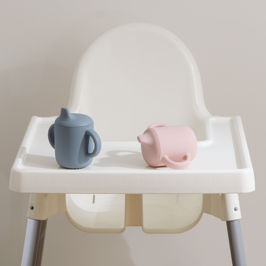 AliExpress 1PCS Baby Feeding Silicone Cups For Infants And Young Children Portable Learning Hand Shank Drinking Water Cups Baby Stuff, view 5