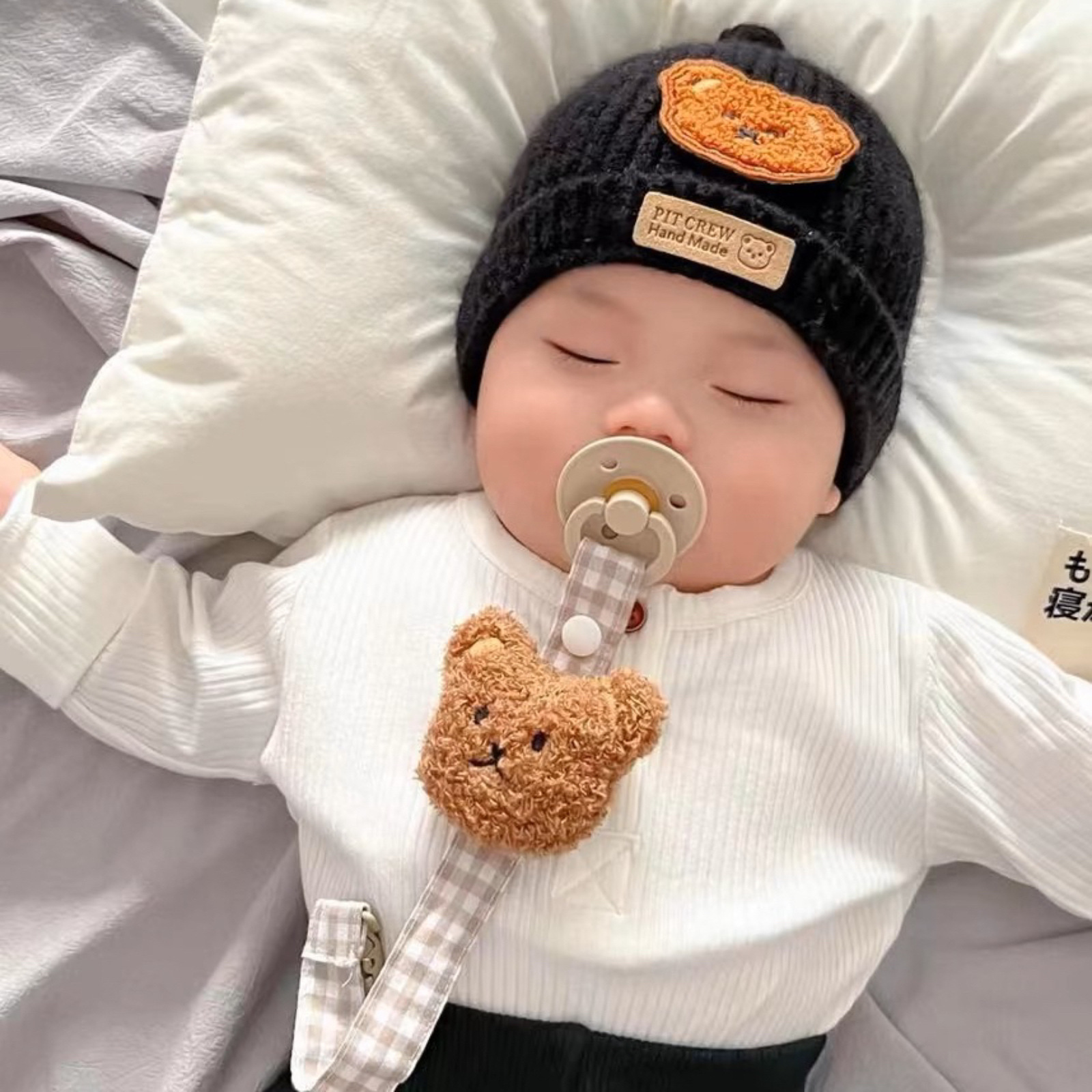 AliExpress 1PCS Cute Bear Baby Pacifier Clip Chain Dummy Holder Soother Pacifier Clips Strap Nipple Holder Infant Feeding Babies Accessorie, view 5