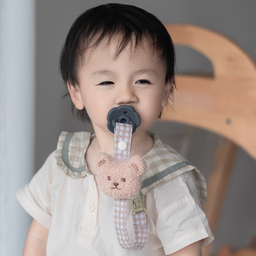 AliExpress 1PCS Cute Bear Baby Pacifier Clip Chain Dummy Holder Soother Pacifier Clips Strap Nipple Holder Infant Feeding Babies Accessorie, view 6