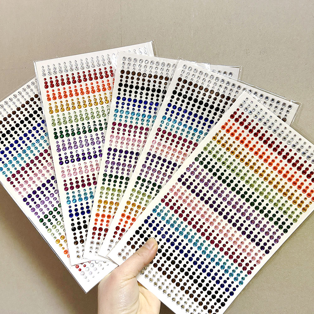 AliExpress 900-Piece Rainbow Face Gem Stickers, view 4