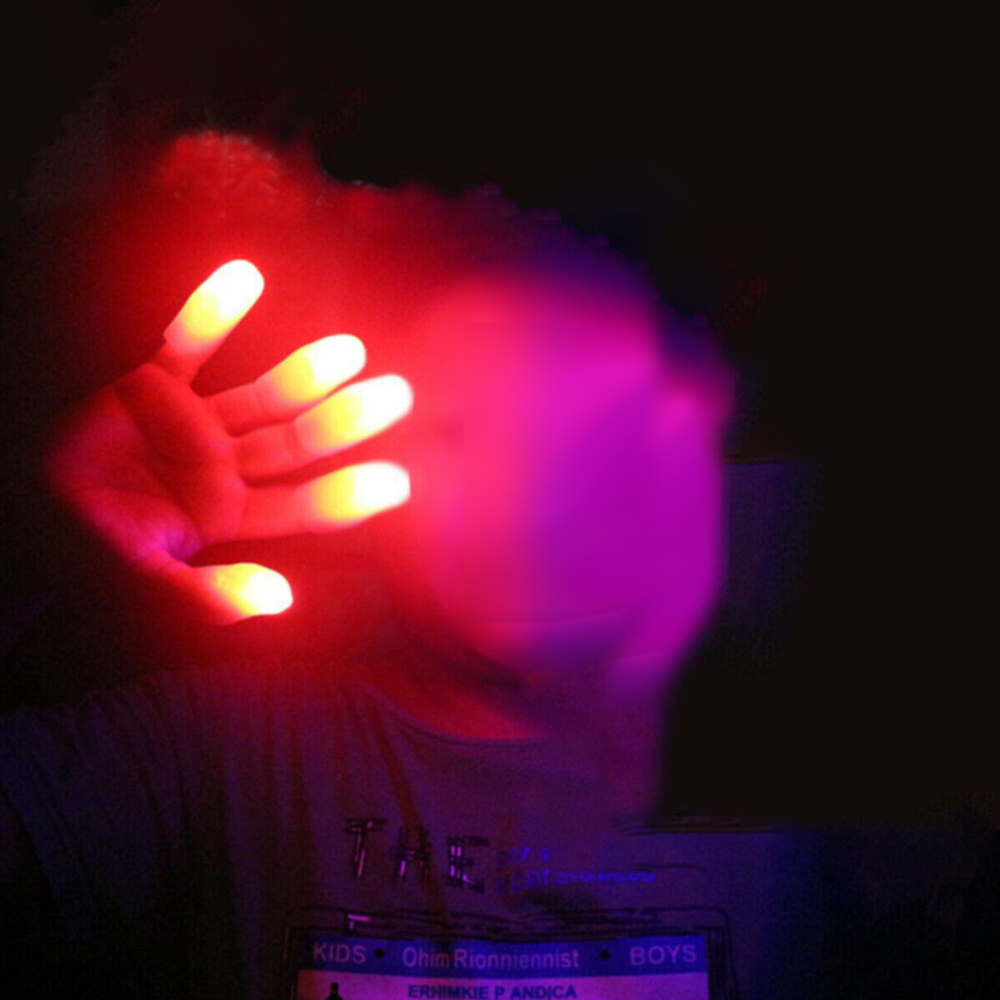 AliExpress 2/4/6pcs Magic Light Up Finger Fingers LED Tricks Thumb Props Christmas Christmas Festival Party Novelty Funny Toys, view 6