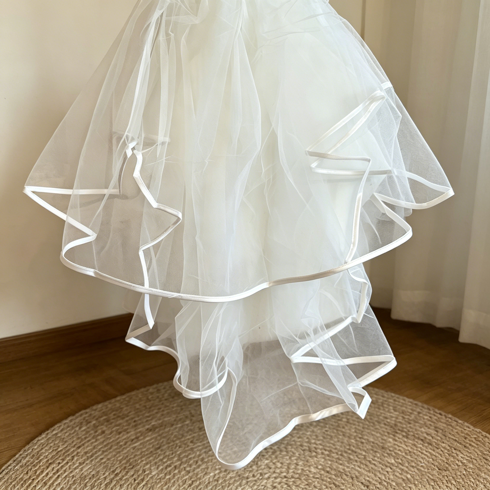 AliExpress 2 Layers Romantic Bridal Veil Simple Ribbon Edge Soft Tulle Wedding Veils with Clear Hair Comb Marriage Wedding Accessories, view 5
