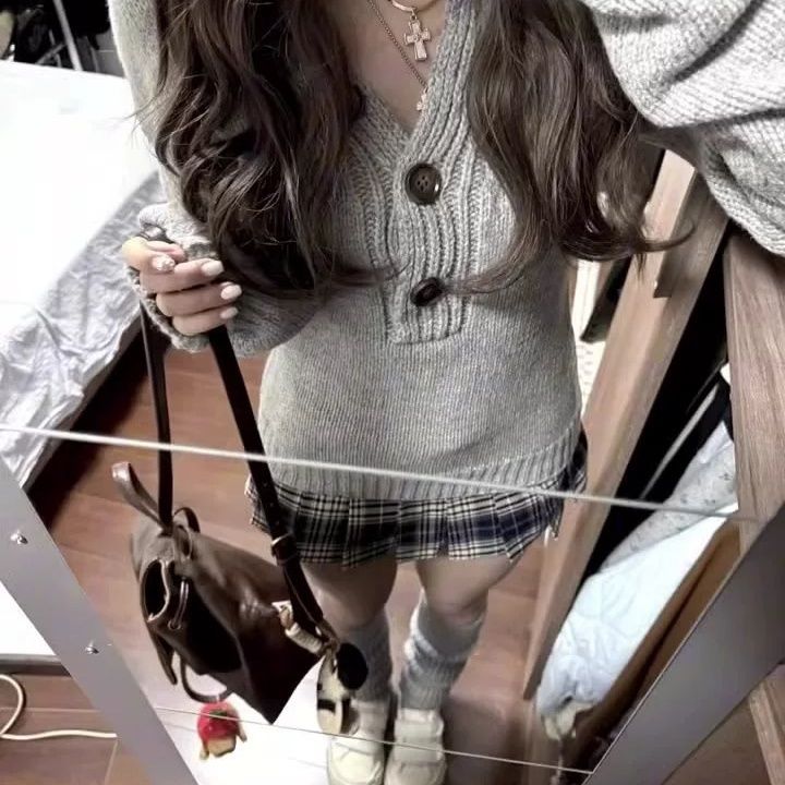 AliExpress 2000s Y2k Gray Long Sleeve Vintage Sweaters Mujer Autumn Winter New Chic Knitted Pullover Fashion Slim Fit Long Sleeve Top Women, view 3