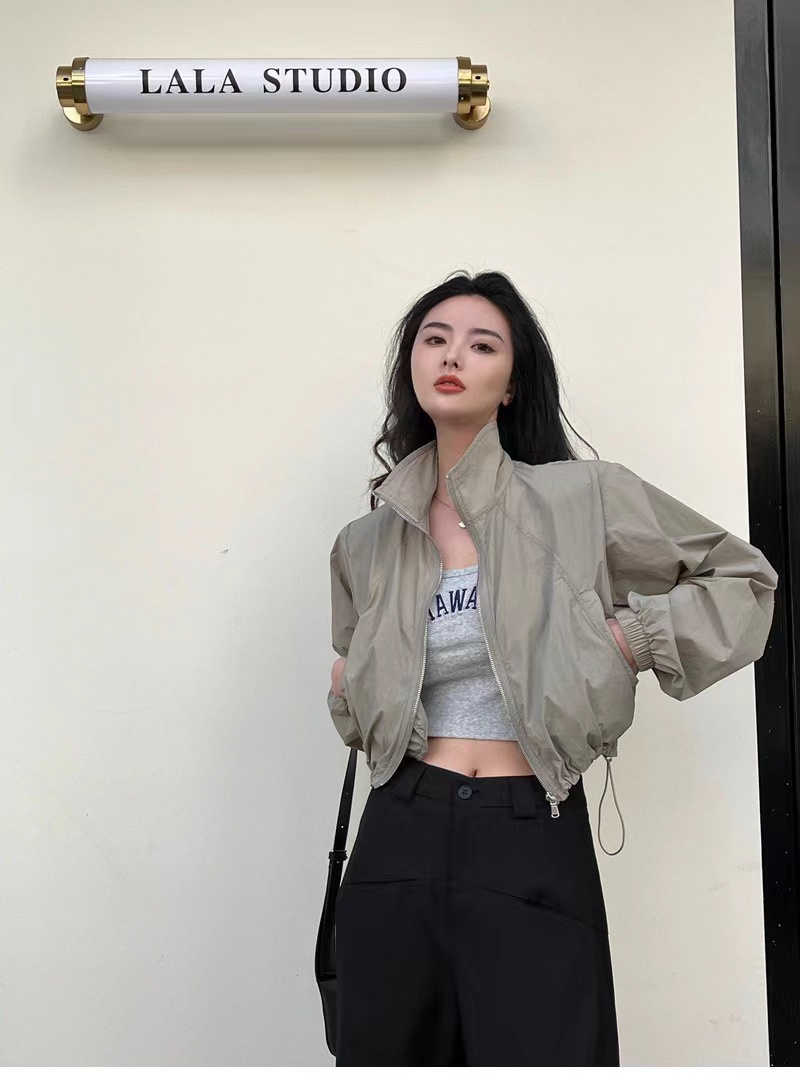 AliExpress 2024 Autumn Vintage Women's Windbreaker Cropped Jackets Harajuku Oversized Streetwear Long Sleeve Fashion Female Elegant Top
