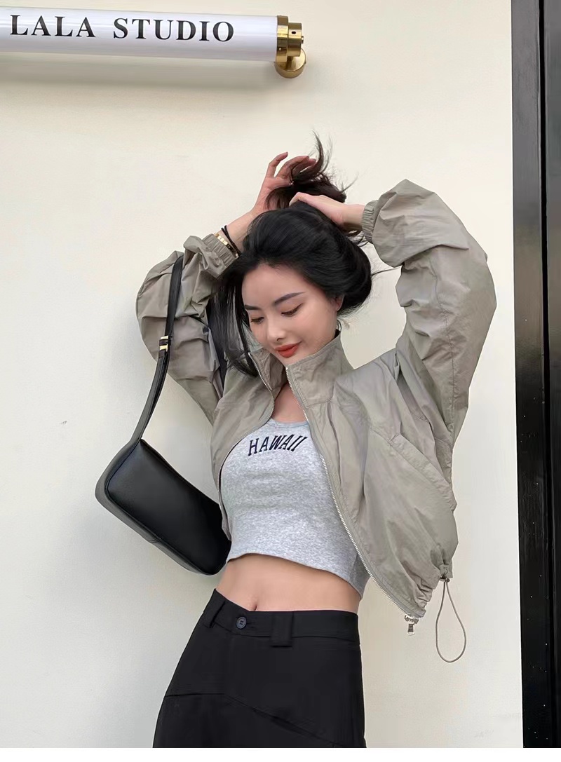 AliExpress 2024 Autumn Vintage Women's Windbreaker Cropped Jackets Harajuku Oversized Streetwear Long Sleeve Fashion Female Elegant Top, view 2