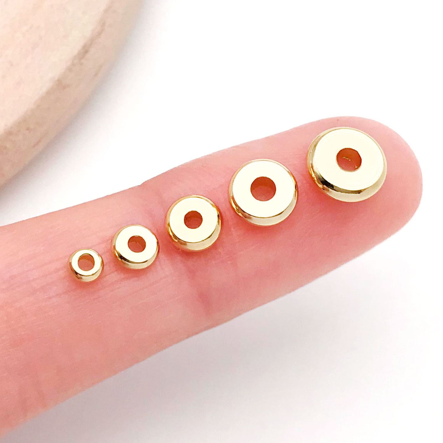 AliExpress 20-Piece 18K Gold-Plated Flat Spacer Beads, view 4