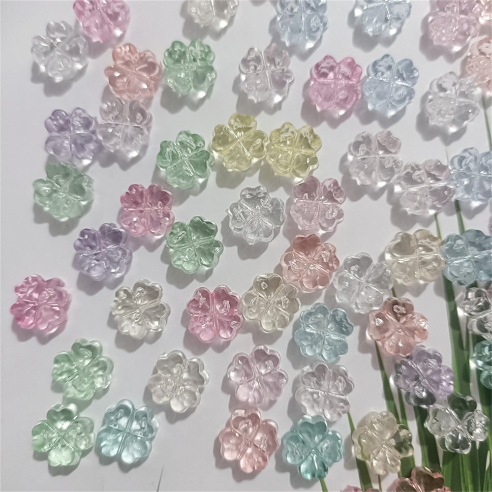 AliExpress 32-Piece Transparent Clover and Flower Charms