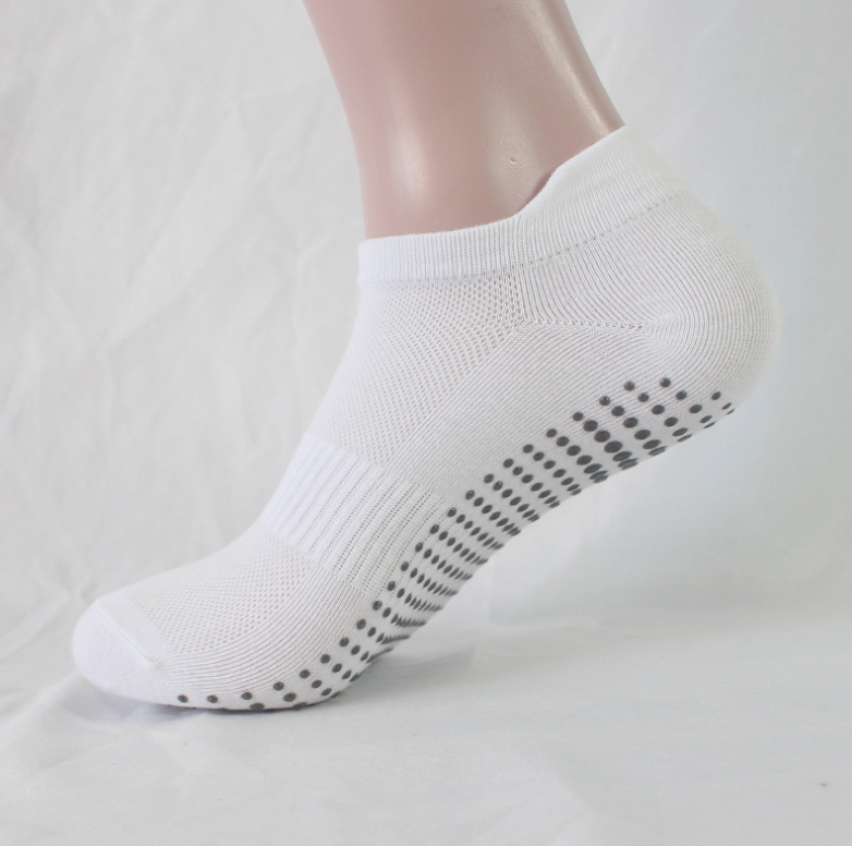 AliExpress 4 Pairs Women Yoga Socks Sports Anti Slip Silicone Fitness Professional Training Running Pilates Protecting Heel Ear Short Socks, view 6