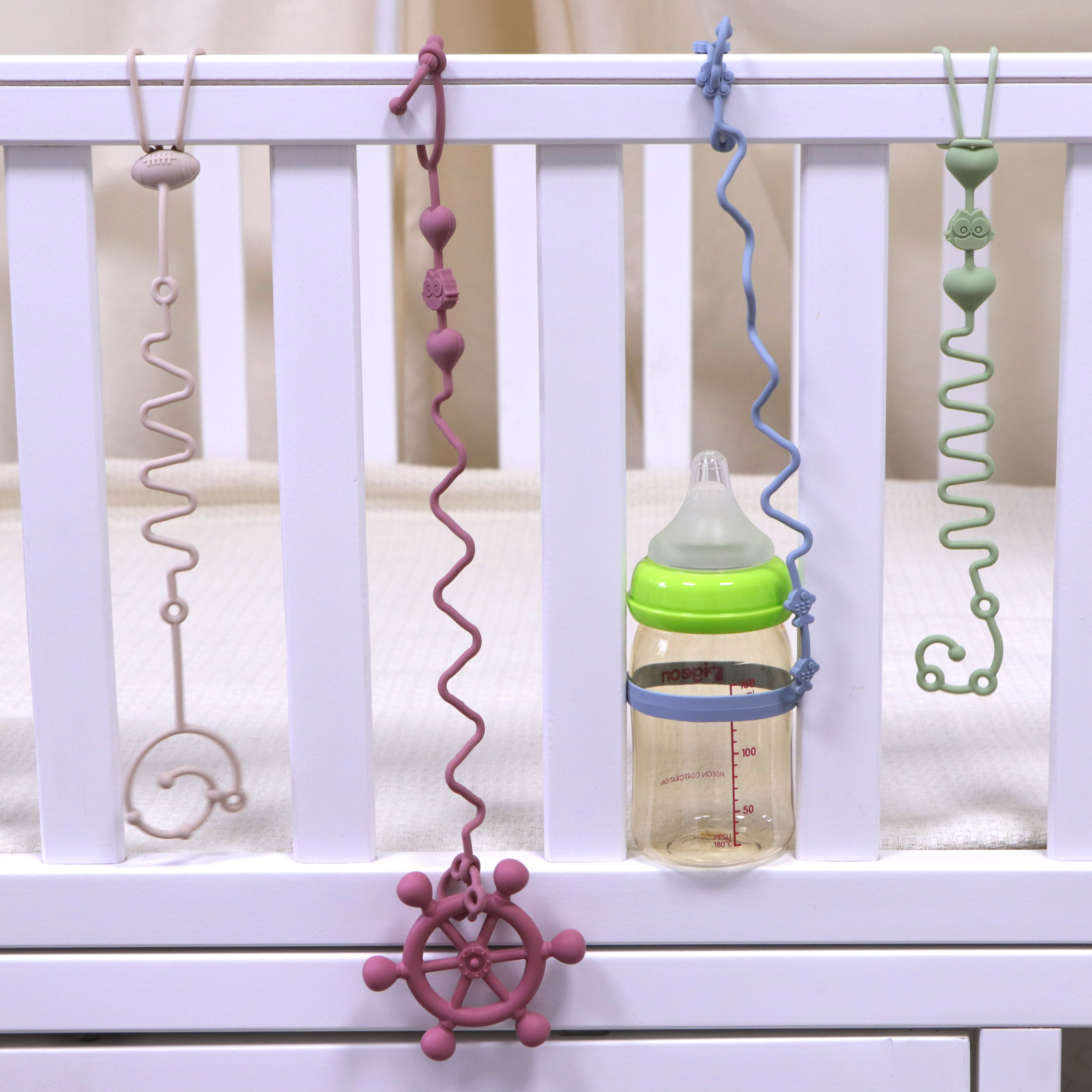 AliExpress 4pcs Adjustable Silicone Pacifier Chain, Teether Toys, Suitable for High Chair, Crib, Baby Gifts,beige, view 5