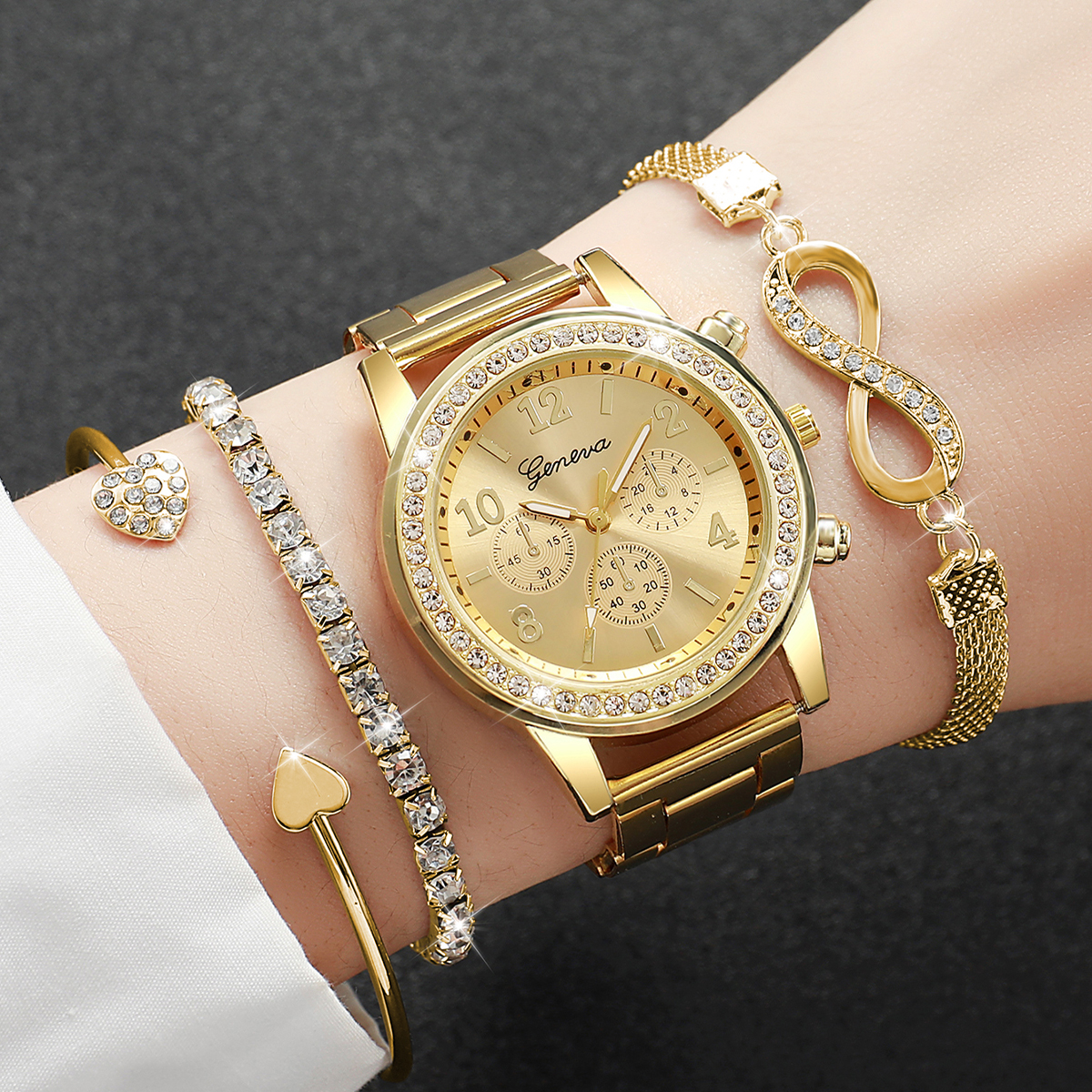 AliExpress 4-Piece Women's Rhinestone Steel Band Watch Set