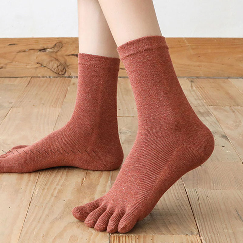 AliExpress 5 Pairs Cotton 5 Finger Short Socks For Woman Girl Solid Sweat-Absorbing Breathable Soft Elastic Harajuku Toe Socks 4 Seasons, view 2