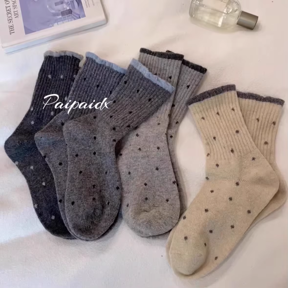 AliExpress 5 Pairs Women's Wave Dot Mid-Tube Velvet Socks Thick Insulation Warm Cozy Tube Socks for Spring Autumn Winter Multifunctional