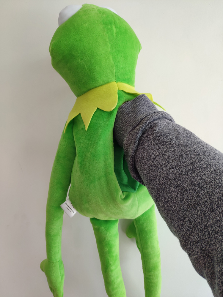AliExpress 60cm Hollywood Star Frog Kermits Plush Doll Soft Stuffed Frogs Hand Puppet Toy Baby Children Christmas Halloween Gifts, view 4