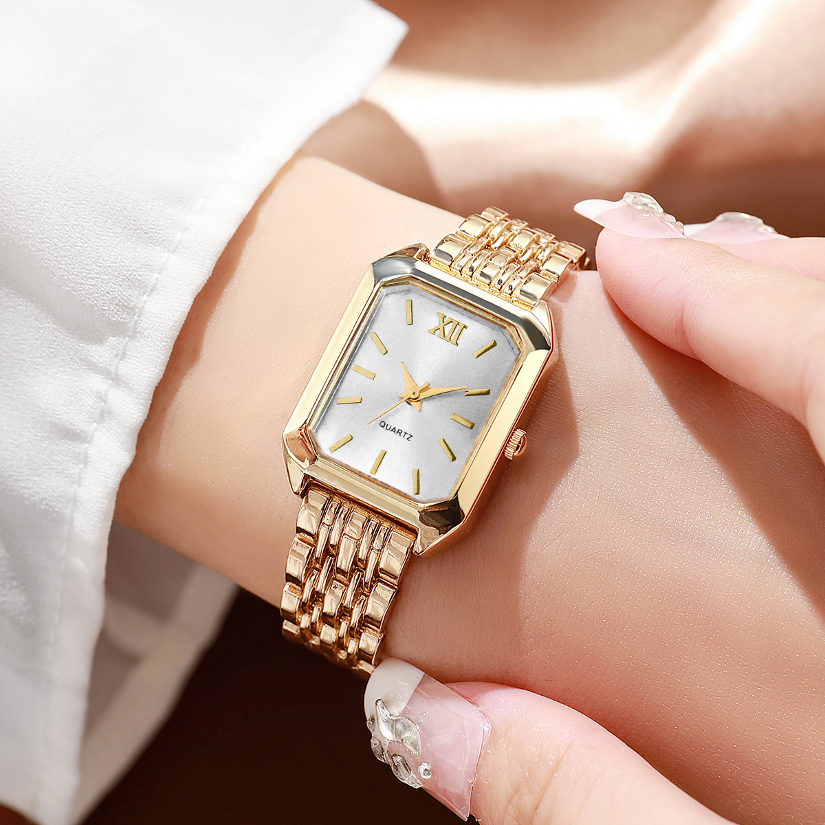 AliExpress 6-Piece Rhinestone Women's Quartz Watch Set, view 6
