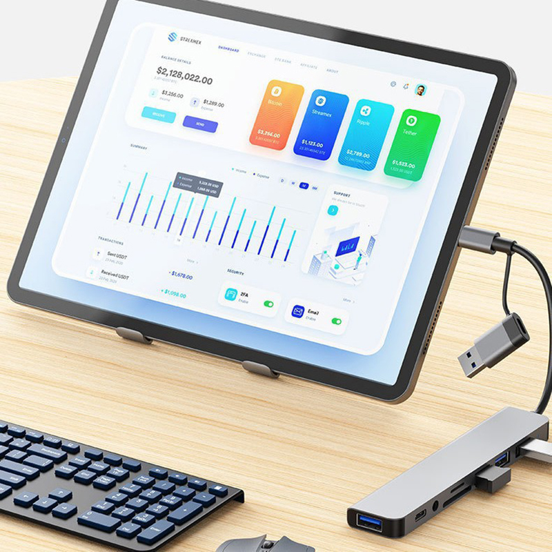 AliExpress 8-in-2 USB and Type-C Hub with SD Card Reader, view 4