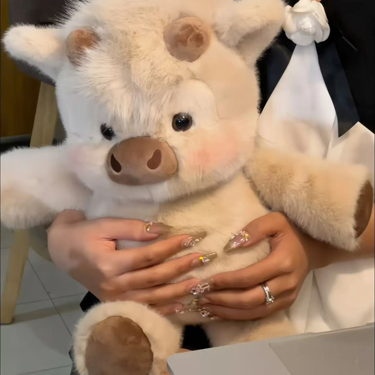 AliExpress Adorable Highland Cattle Plush Toy 45cm - Huggable Running Cow Stuffed Animal Made with Premium Soft Fabric, Soothing Companion, view 2