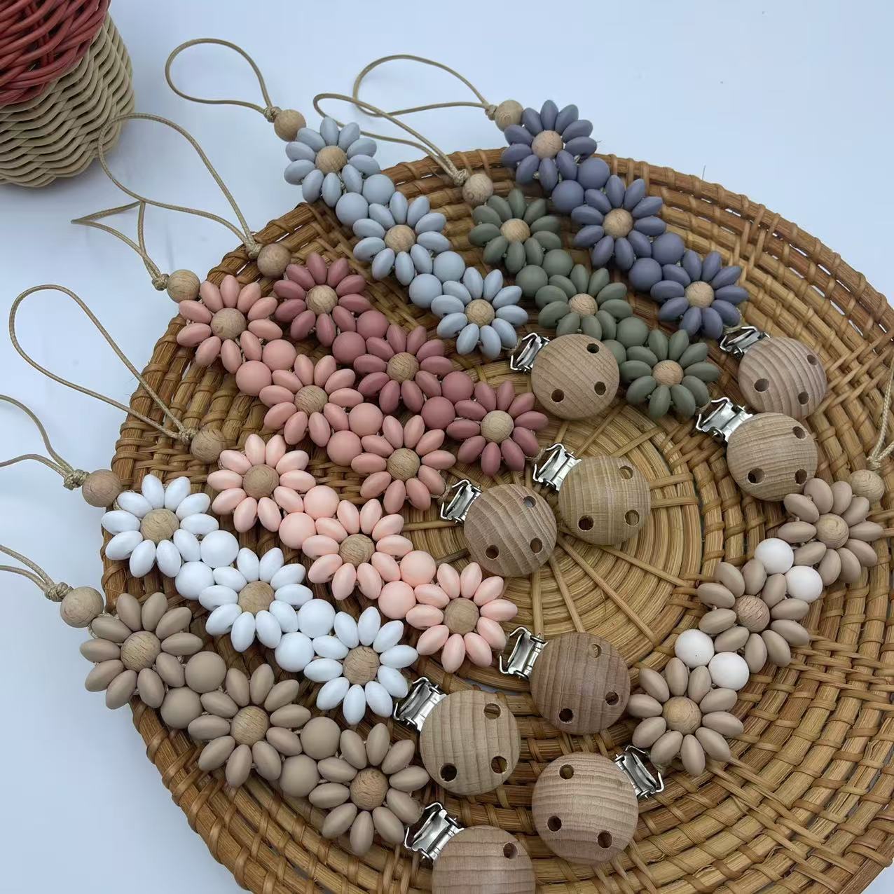 AliExpress Baby Pacifier Clip Flower Soother Clip Handmade Silicone Dummy Nipple Holder Clip Newborn Essentional Teething Toys, view 5