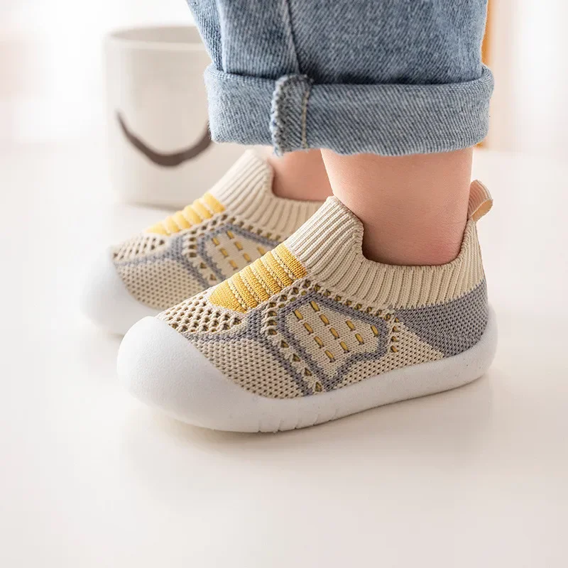 AliExpress Baby Shoes Anti-slip Breathable Infant Crib Floor Socks with Rubber Sole for Children Girls Boys Mesh Shoes Soft Bottom Slippers