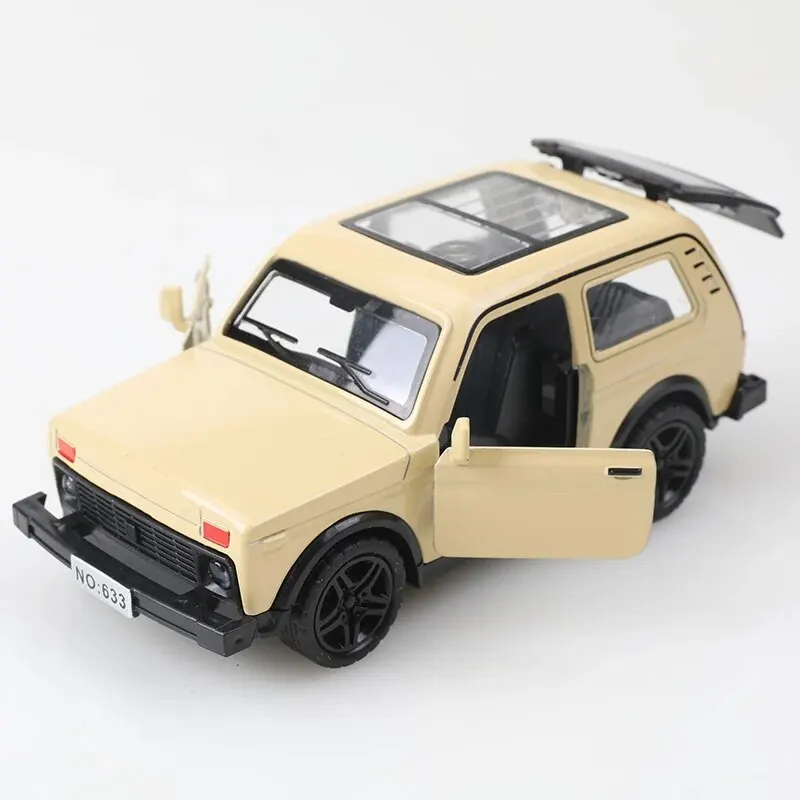 AliExpress (Bagged) 1/36 Niva Alloy Pullback Car, Die-cast Metal, Boy's Toy, Powerful Pullback, Three Doors, Retro Style.
