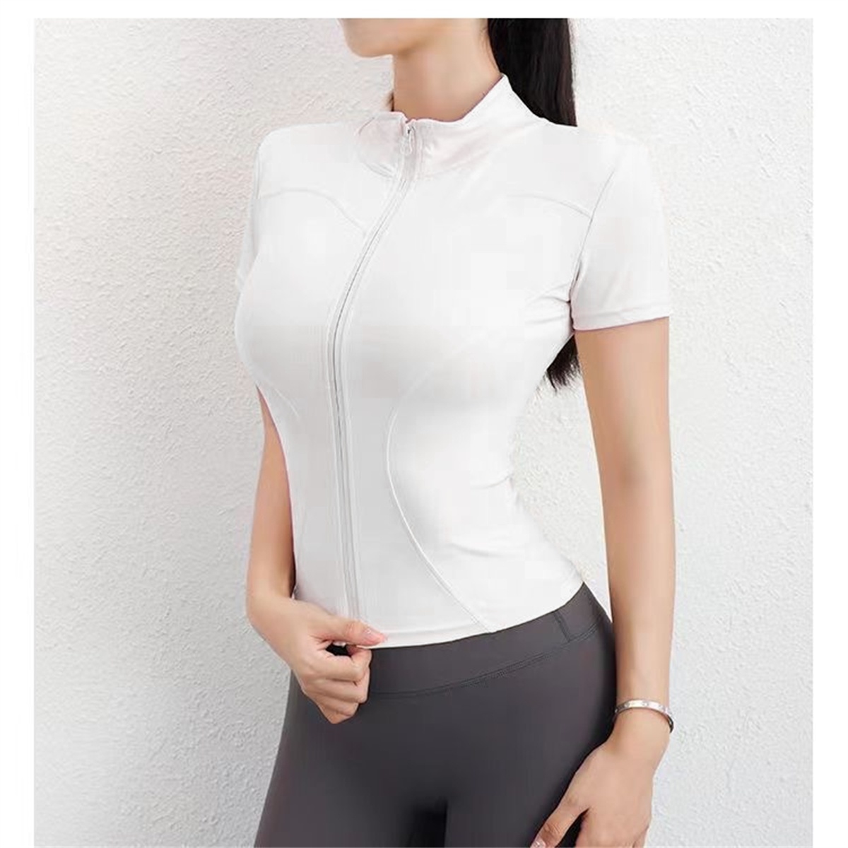AliExpress Casual Slim Sports Coat For Women Short Sleeve Solid Zipper Tops Female Cycling Running Yoga Outfit Clothes Summer Sport Jacket, view 4
