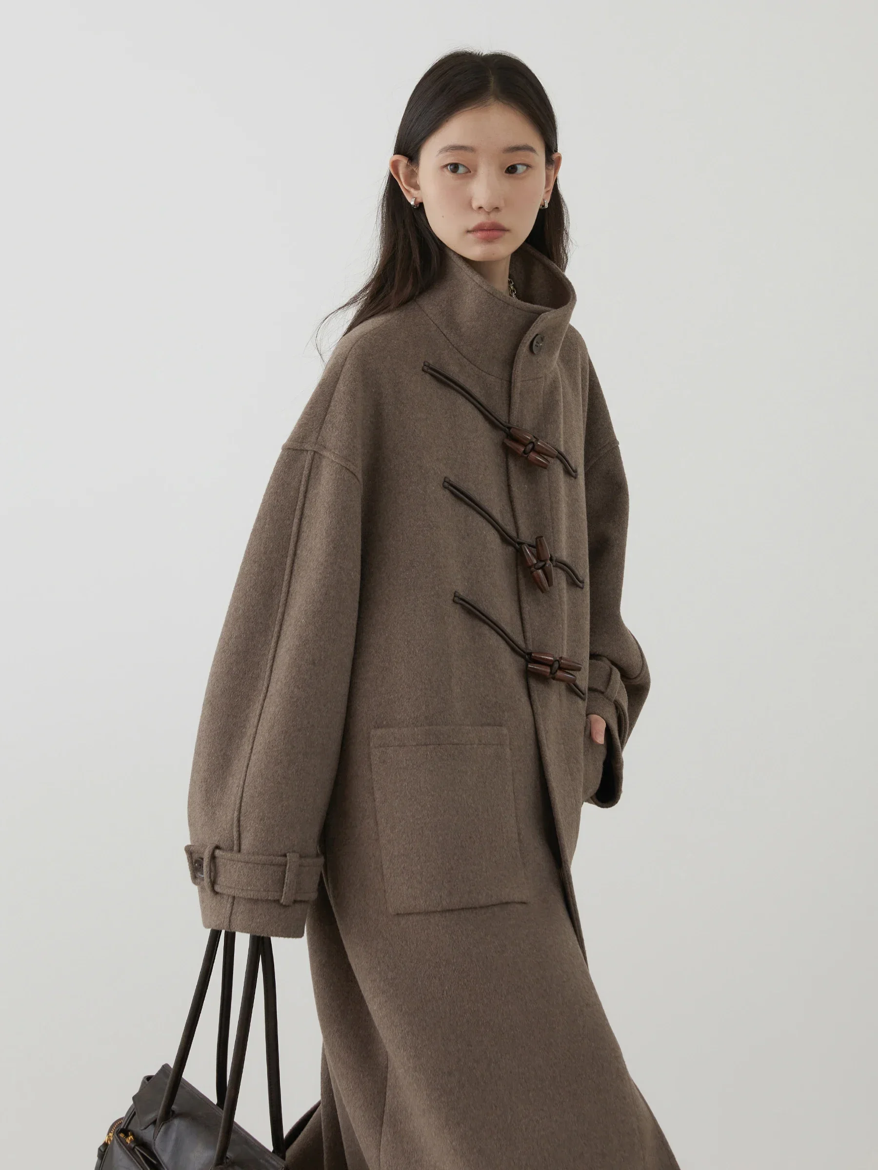 AliExpress CHIC VEN Women Long Woolen Coats Single Breasted Loose Stand Collar Cow Horn Buttoned Office Ladies Overcoat Autumn Winter 2026, view 3