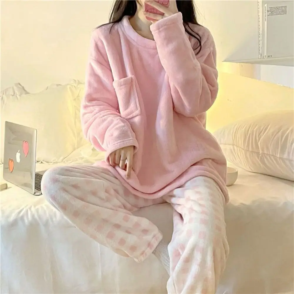 AliExpress CHUANGERM Women's Casual Winter Fleece Pajamas Set, Thick Warm Soft Plaid Top And Pants Home Suit Pyjamas, view 4