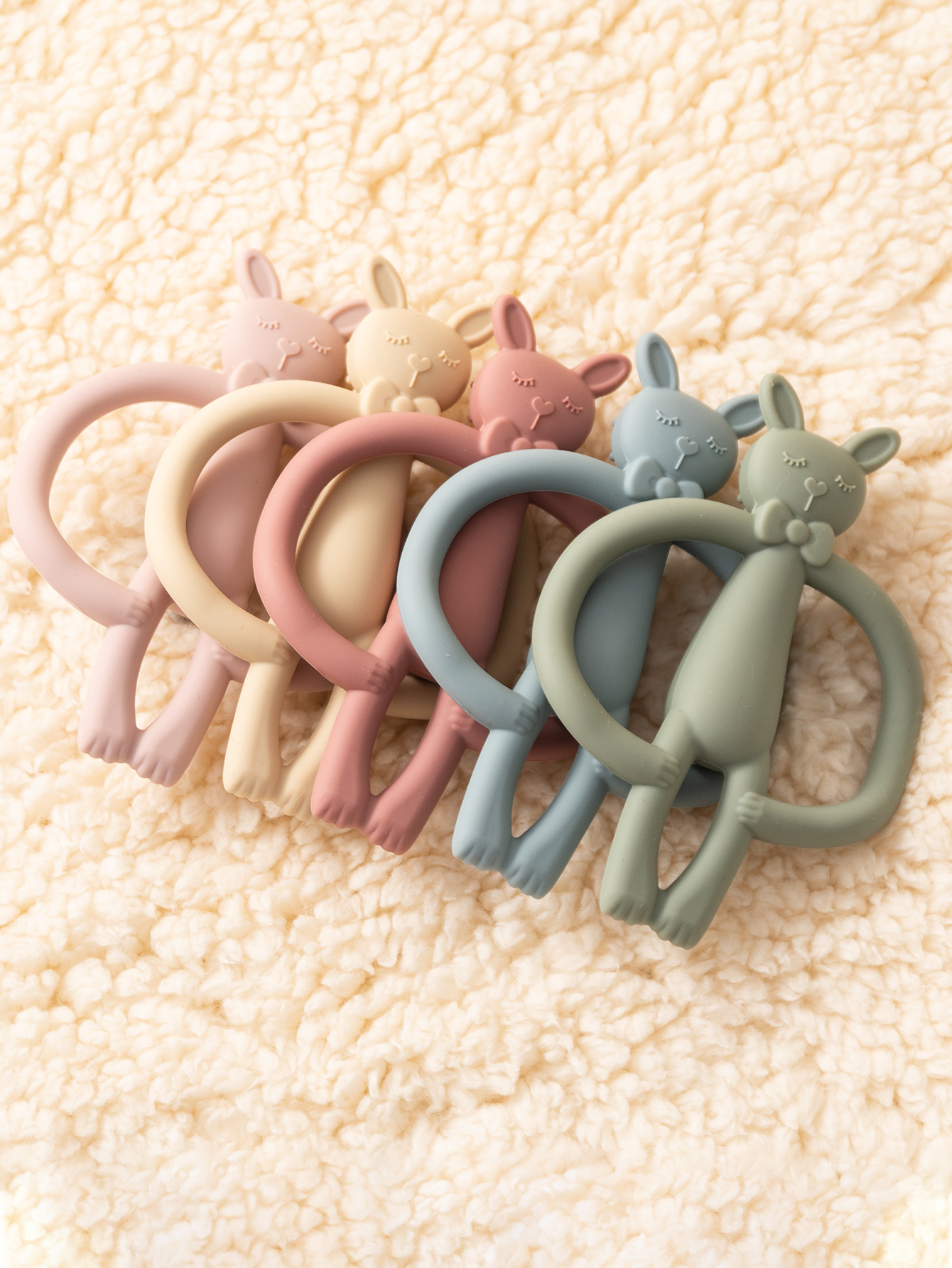 AliExpress Color Kids 1PCS Silicone Teether Toys Baby Nursing Teether Gifts Newborn Cartoon Rabbit Teether Toys Teething Infant Chewing Toy