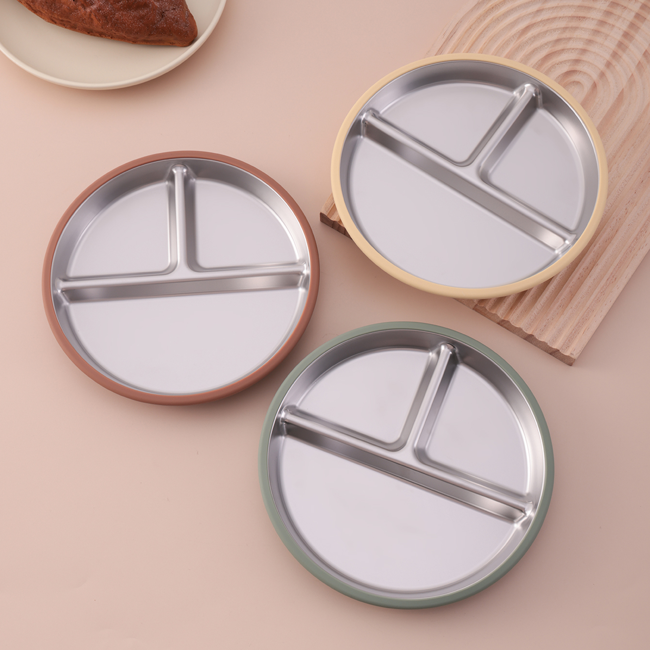 AliExpress Color Kids 1PCS Stainless Steel Plate Detachable Suction Dishes Baby Feeding Sucker Bowl Food Grade Silicone Food Tray Tableware, view 3