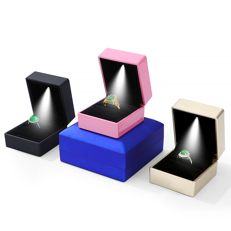 AliExpress LED-Lit Jewelry Display Box, view 2