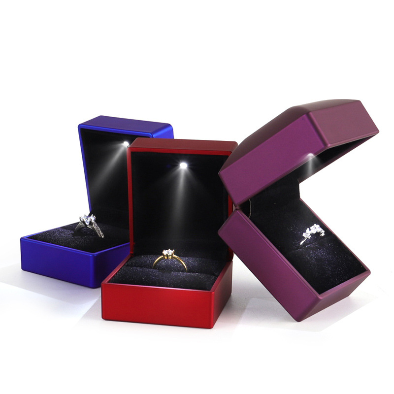 AliExpress LED-Lit Jewelry Display Box, view 4