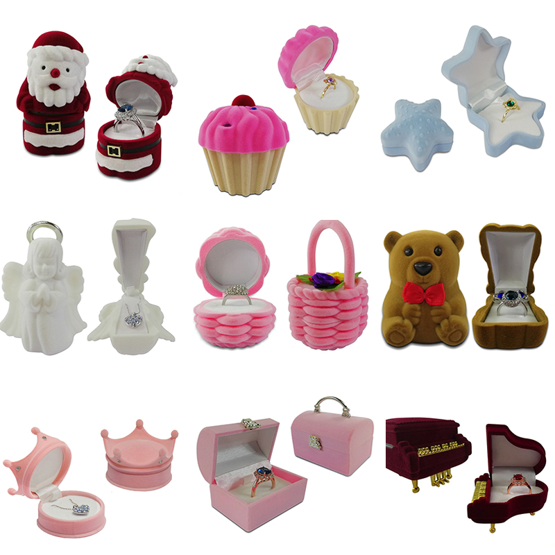 AliExpress Mini Velvet Ring and Earring Gift Box