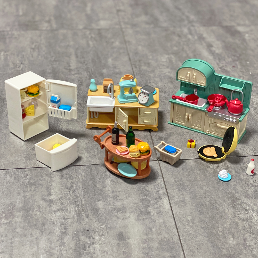 AliExpress Dollhouse Miniature Accessories 1/12 Forest Family Home Furniture Collection Set Kitchen Cooking Pots For Children Girls Gift, view 5