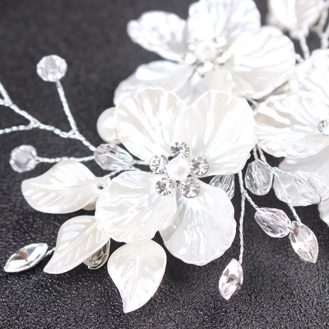 AliExpress European and American Bride Side Clip Crown Headpiece White Pearl Floral Accessories Pearl Hair Clip Fast-Selling Alibaba Weddin, view 4