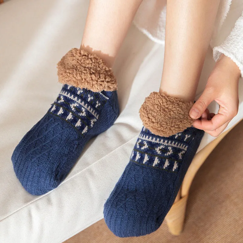 AliExpress Fall and Winter Floor Socks Home Warm Women Men Socks Snow Socks Sleep Carpet Socks Slippers Socks Men Non-slip Yoga Socks 2024, view 3