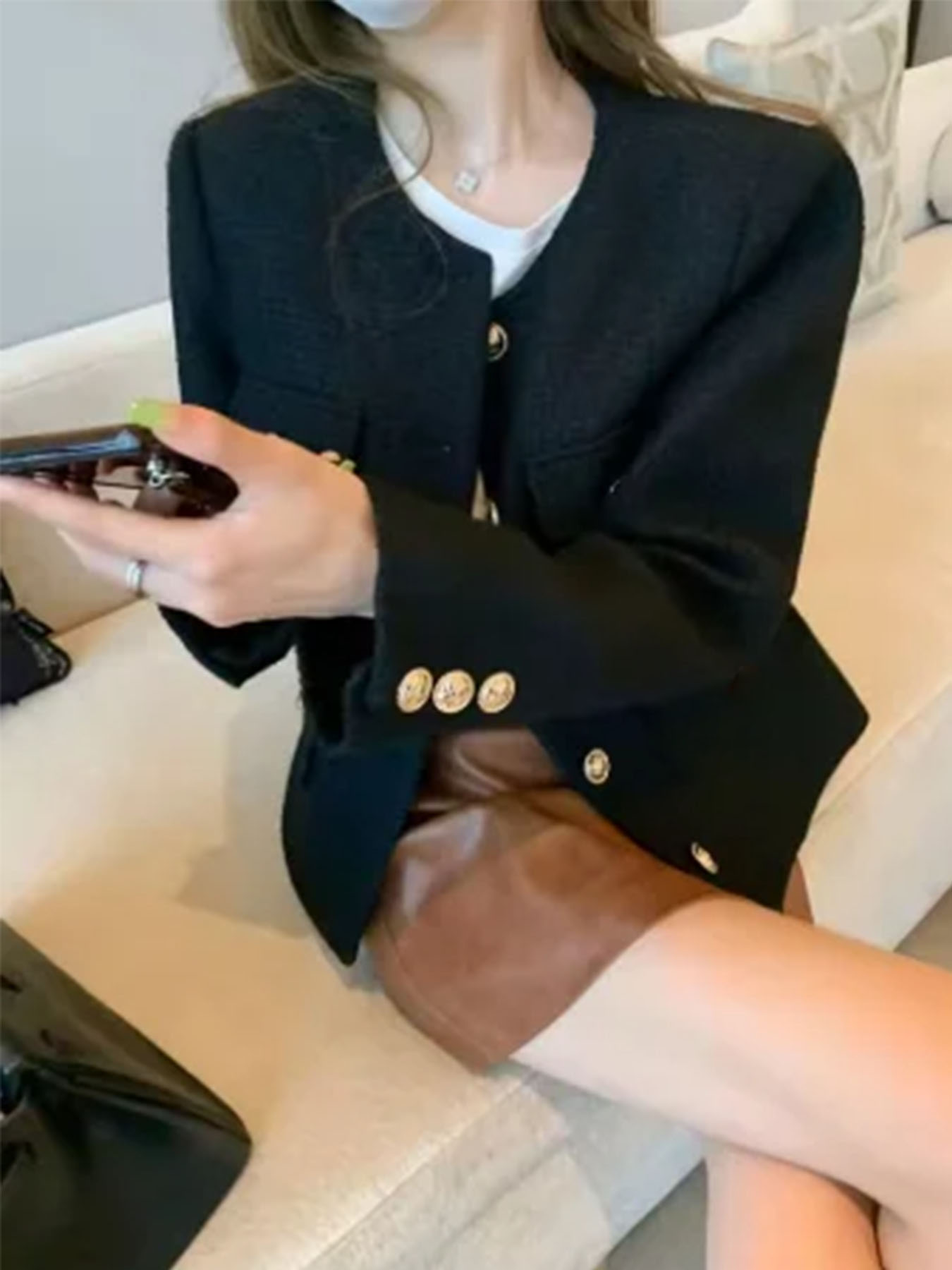 AliExpress French Wool Tweed Coat Fashion High-end Gold Button Short Slim Temperament Spring and Autumn Korean Coats Women Jacket New